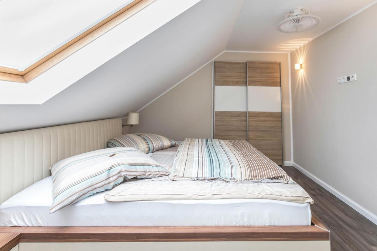 Apartmán Uhse Wohlfuehloase Heide  Exteriér fotografie